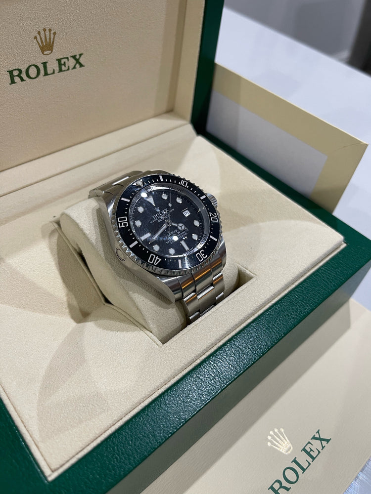 Rolex SeaDweller Deepsea 116660