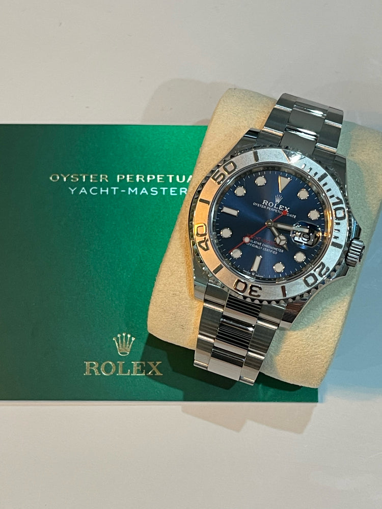 
            
                Load image into Gallery viewer, Rolex Yacht-Master 40 - 126622
            
        